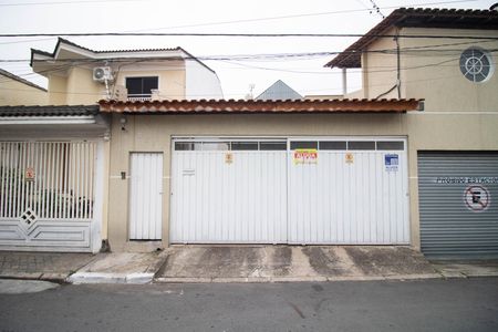 FACHADA de casa para alugar com 1 quarto, 48m² em Santa Teresinha, São Paulo