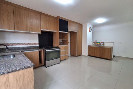 Cozinha  de apartamento à venda com 2 quartos, 76m² em Santa Maria, São Caetano do Sul