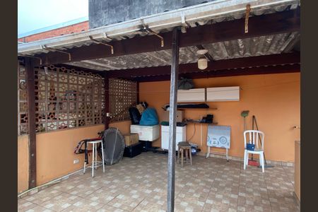 Varanda de casa à venda com 3 quartos, 132m² em Quitaúna, Osasco