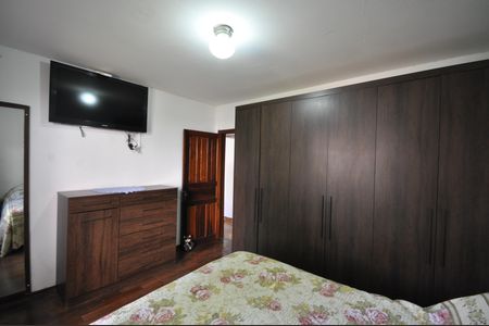 Casa à venda com 1180m², 4 quartos e 13 vagasQuarto 1