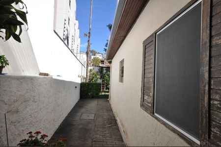 Casa à venda com 1180m², 4 quartos e 13 vagasQuintal
