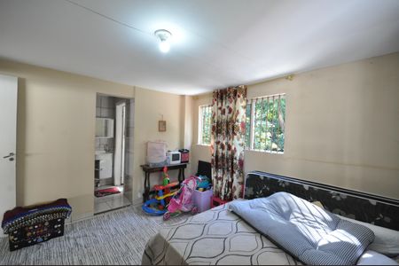 Casa à venda com 1180m², 4 quartos e 13 vagasQuarto Suíte