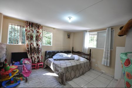 Casa à venda com 1180m², 4 quartos e 13 vagasQuarto Suíte