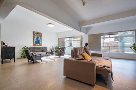 Apartamento à venda com 130m², 1 quarto e sem vaga Apartamento à venda com 130m², 1 quarto e sem vagaSala/Cozinha