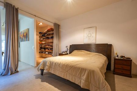 Apartamento à venda com 130m², 1 quarto e sem vaga Apartamento à venda com 130m², 1 quarto e sem vagaSuíte