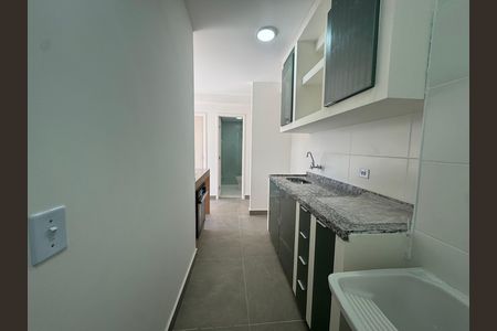 Apartamento para alugar com 42m², 2 quartos e 1 vaga Apartamento para alugar com 42m², 2 quartos e 1 vagaCozinha e Área de Serviço