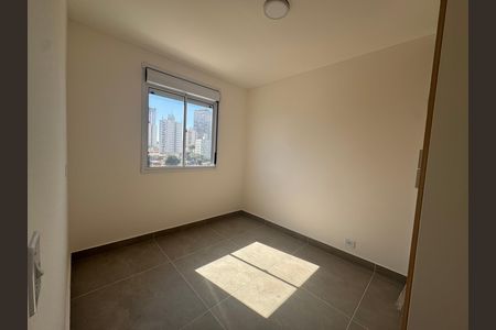 Quarto 2 de apartamento para alugar com 2 quartos, 47m² em Vila Osasco, Osasco