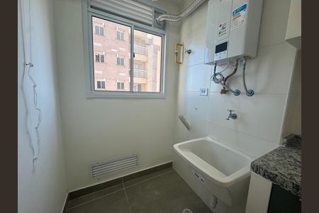 Área de Serviço de apartamento para alugar com 2 quartos, 45m² em Vila Osasco, Osasco