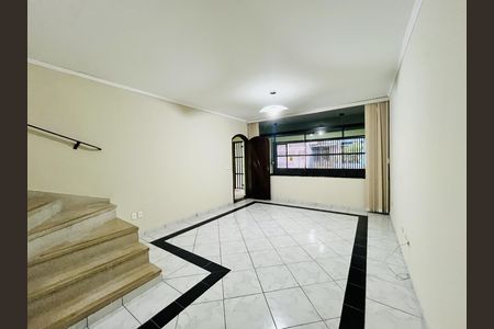 Casa à venda com 187m², 3 quartos e 3 vagasSala