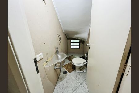 Casa à venda com 187m², 3 quartos e 3 vagasBanheiro