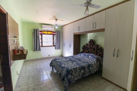 Casa à venda com 141m², 3 quartos e 2 vagasSuíte 1