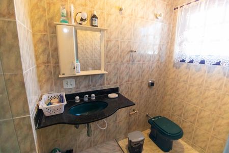 Casa à venda com 141m², 3 quartos e 2 vagasBanheiro da Suíte 2