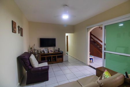 Sala de casa à venda com 3 quartos, 141m² em Maravista, Niterói