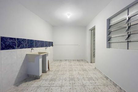 Casa à venda com 150m², 2 quartos e 2 vagas Casa à venda com 150m², 2 quartos e 2 vagasÁrea de Serviço