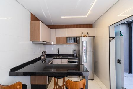 Casa à venda com 72m², 2 quartos e 1 vaga Casa à venda com 72m², 2 quartos e 1 vagaSala e Cozinha