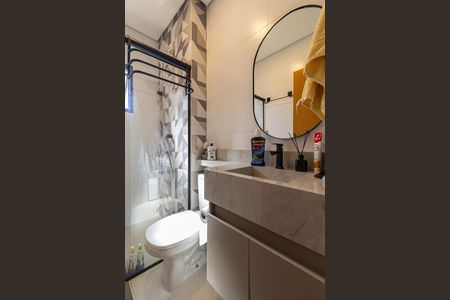 Casa à venda com 72m², 2 quartos e 1 vaga Casa à venda com 72m², 2 quartos e 1 vagaBanheiro