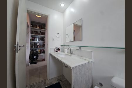 Apartamento para alugar com 62m², 1 quarto e 1 vaga Apartamento para alugar com 62m², 1 quarto e 1 vagaBanheiro Corredor