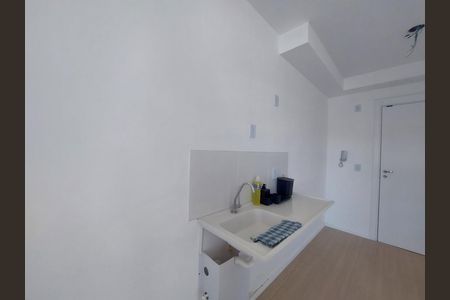Cozinha de kitnet/studio à venda com 1 quarto, 22m² em Campo Grande, São Paulo