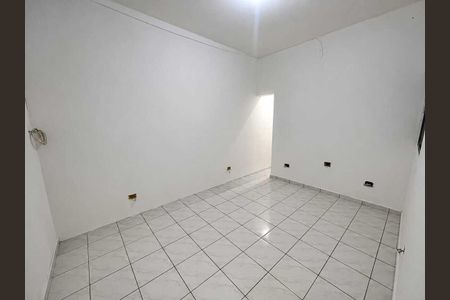 Sala/Quarto de casa para alugar com 1 quarto, 50m² em Jardim do Engenho, Cotia