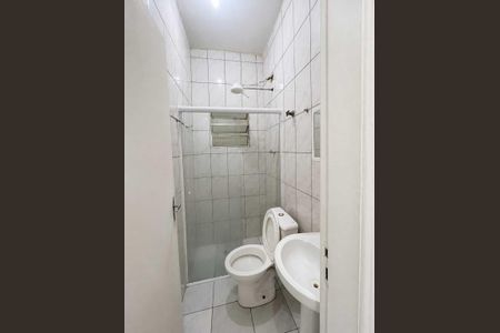 Banheiro de casa para alugar com 1 quarto, 50m² em Jardim do Engenho, Cotia