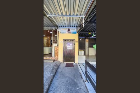 Casa para alugar com 130m², 3 quartos e sem vaga