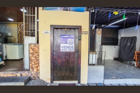 Casa para alugar com 130m², 3 quartos e sem vaga