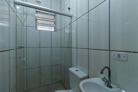 Casa para alugar com 55m², 1 quarto e 1 vaga Casa para alugar com 55m², 1 quarto e 1 vagaBanheiro