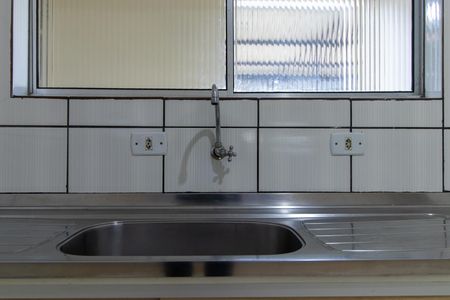 Cozinha - Torneira de casa para alugar com 1 quarto, 55m² em Parque Alexandre, Cotia