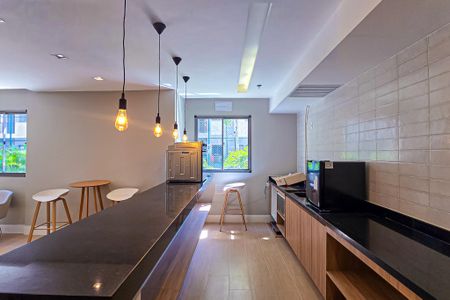 Apartamento à venda com 37m², 2 quartos e 1 vaga Apartamento à venda com 37m², 2 quartos e 1 vagaÁrea comum - Salão de festas