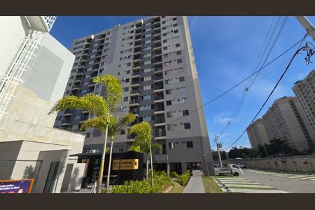 Apartamento à venda com 37m², 2 quartos e 1 vaga Apartamento à venda com 37m², 2 quartos e 1 vagaFachada do bloco