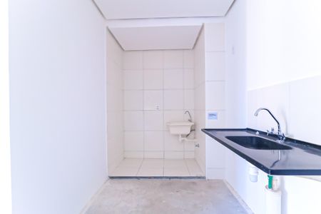 Apartamento à venda com 37m², 2 quartos e 1 vaga Apartamento à venda com 37m², 2 quartos e 1 vagaCozinha e Área de Serviço