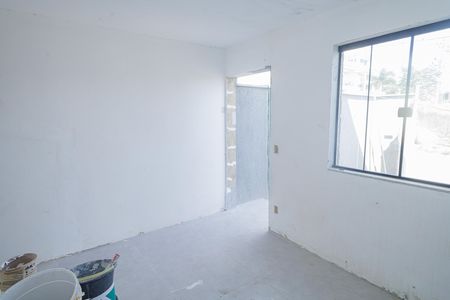 Sala de casa à venda com 2 quartos, 76m² em Campo Grande, Rio de Janeiro