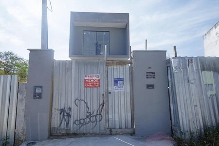 Placa intalada no dia 03.08.2026 código KEFJ-245 de casa à venda com 2 quartos, 76m² em Campo Grande, Rio de Janeiro