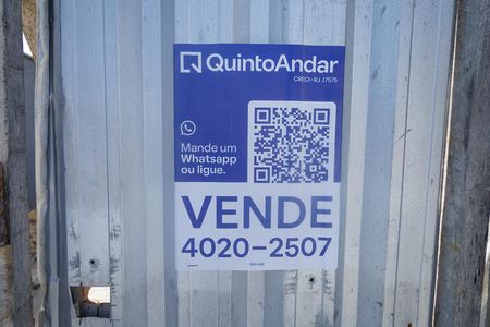 Placa intalada no dia 03.08.2026 código KEFJ-245 de casa à venda com 2 quartos, 76m² em Campo Grande, Rio de Janeiro