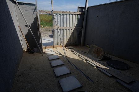 Garagem de casa à venda com 2 quartos, 76m² em Campo Grande, Rio de Janeiro