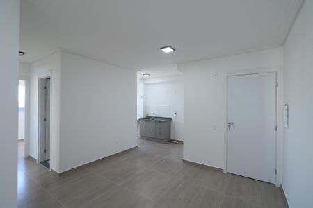 Sala de apartamento para alugar com 3 quartos, 54m² em Jardim Canhema, Diadema