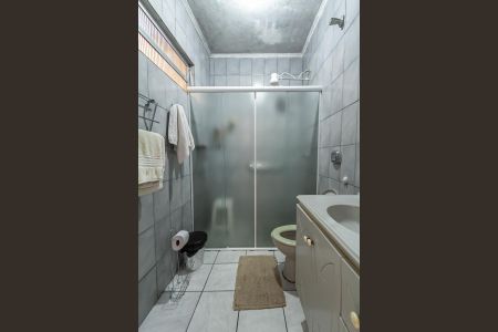 Casa para alugar com 140m², 2 quartos e 1 vaga Casa para alugar com 140m², 2 quartos e 1 vagaBanheiro Social