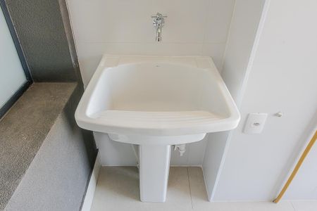 Apartamento à venda com 96m², 2 quartos e 1 vagaÁrea de Serviço