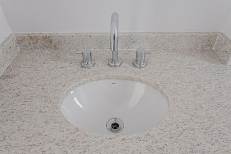 Apartamento à venda com 96m², 2 quartos e 1 vagaBanheiro da Suíte 1