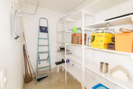 Área de Serviço de casa de condomínio para alugar com 4 quartos, 231m² em Dom Feliciano, Gravataí