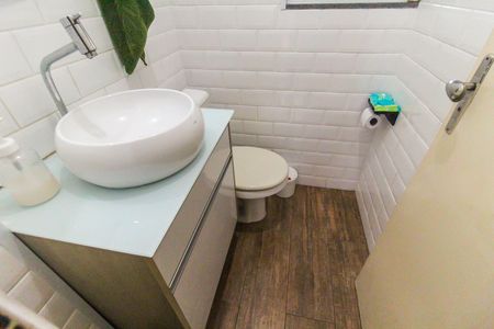 Lavabo de casa de condomínio para alugar com 2 quartos, 113m² em Vila Curuçá Velha, São Paulo