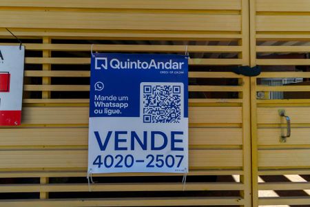 Placa Instalada de casa para alugar com 3 quartos, 80m² em Jardim Casablanca, São Paulo