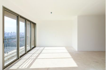 Apartamento à venda com 3 quartos, 211m² em Real Parque, São Paulo