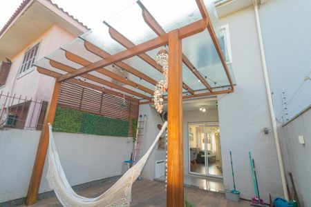 Casa à venda com 88m², 2 quartos e 2 vagas