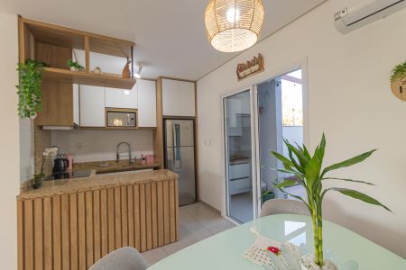 Casa à venda com 88m², 2 quartos e 2 vagas