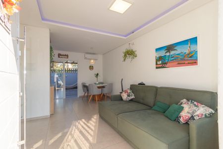Casa à venda com 88m², 2 quartos e 2 vagas