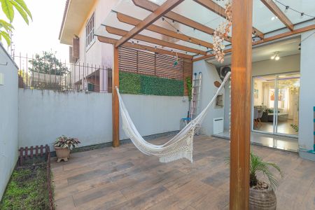 Casa à venda com 88m², 2 quartos e 2 vagas