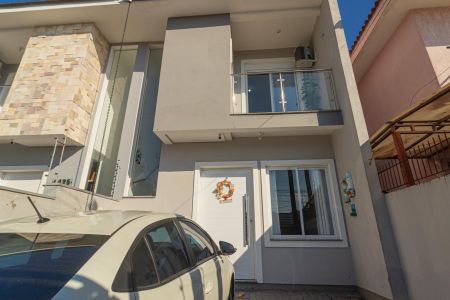 Casa à venda com 88m², 2 quartos e 2 vagas