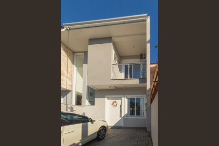 Casa à venda com 88m², 2 quartos e 2 vagas