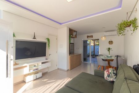 Casa à venda com 2 quartos, 88m² em Igara, Canoas